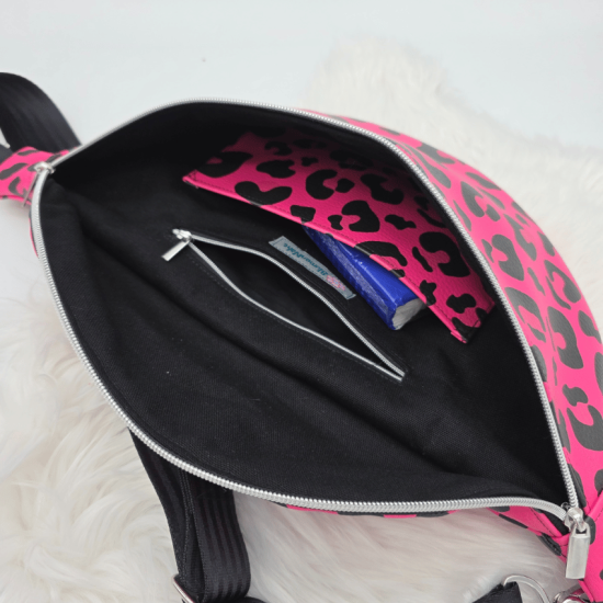 Gürteltasche / Crossbody Bag Junis - pinker Leo